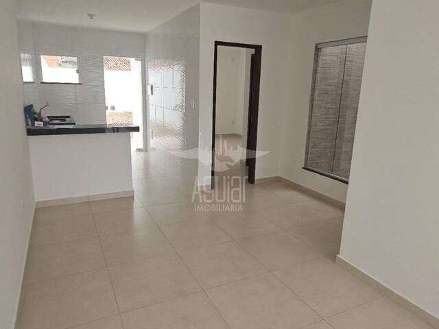 Casa para Venda em Feira de Santana - 3