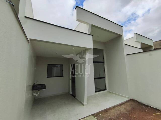 Casa para Venda em Feira de Santana - 3