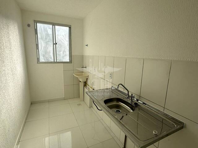 Apartamento para Venda em Feira de Santana - 5
