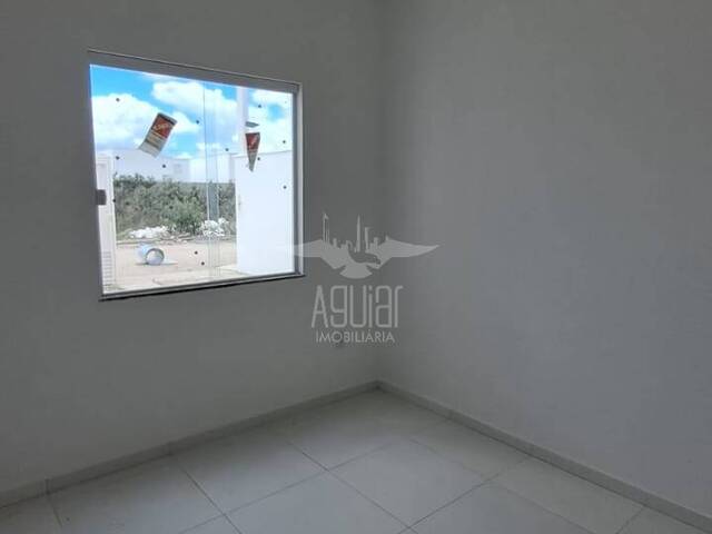 Casa para Venda em Feira de Santana - 5