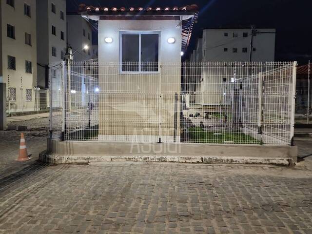 #3208 - Apartamento para Venda em Feira de Santana - BA - 2