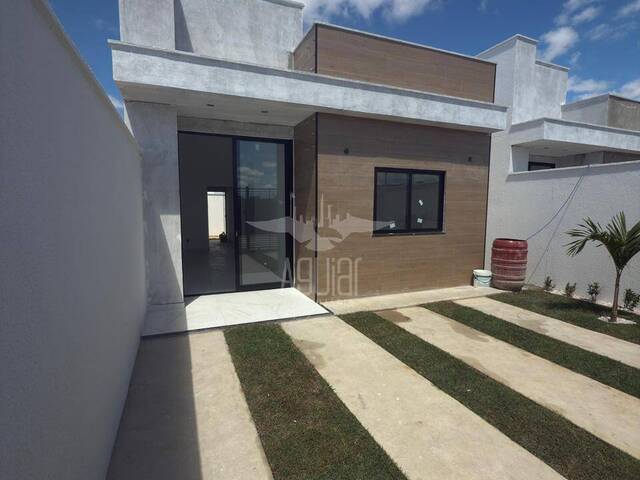 #3256 - Casa para Venda em Feira de Santana - BA - 1