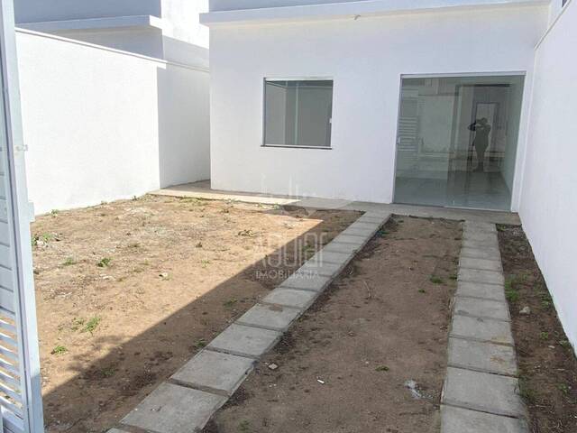 #3262 - Casa para Venda em Feira de Santana - BA - 2