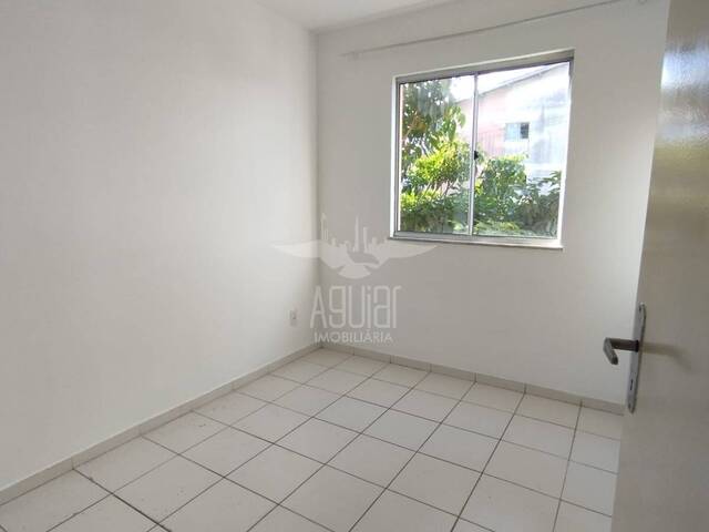 Apartamento para Venda em Feira de Santana - 4