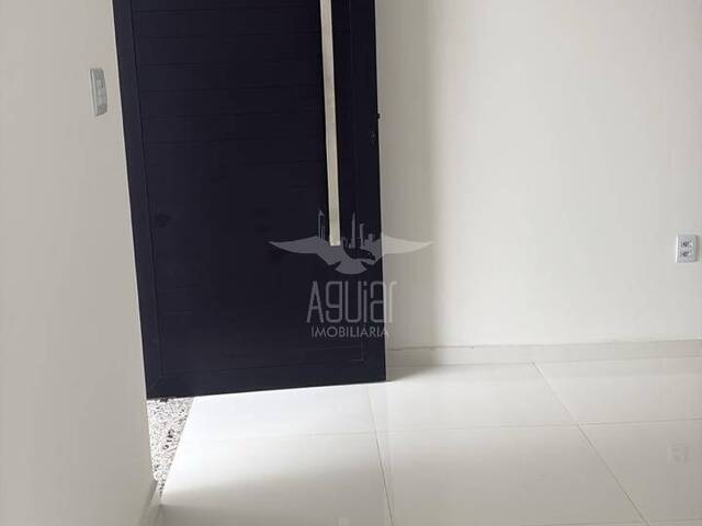 Casa para Venda em Feira de Santana - 5