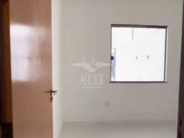 Casa para Venda em Feira de Santana - 4