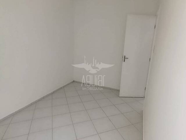 Casa em condomínio para Venda em Feira de Santana - 4