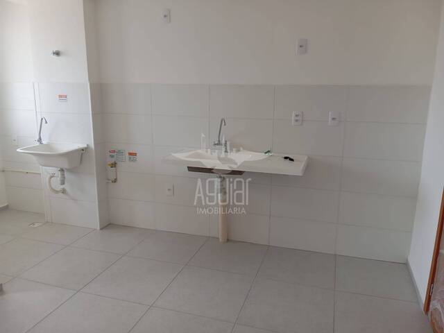 Apartamento para Venda em Feira de Santana - 4