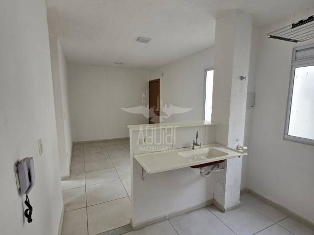 Apartamento para Venda em Feira de Santana - 4