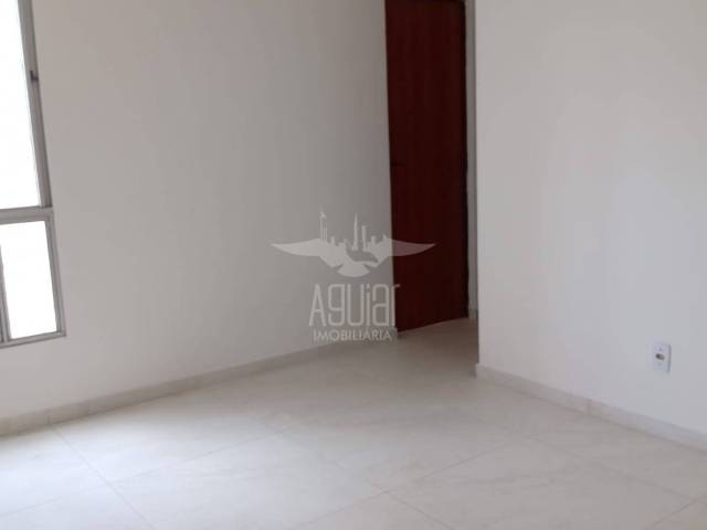 Apartamento para Venda em Feira de Santana - 5