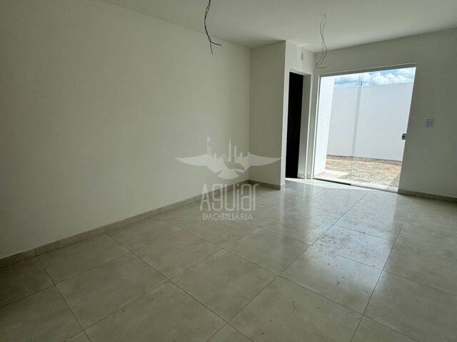 #3515 - Casa para Venda em Feira de Santana - BA - 3