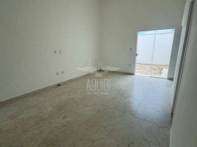 Casa para Venda em Feira de Santana - 4