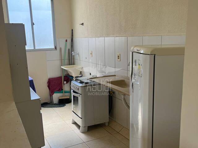 Apartamento para Venda em Feira de Santana - 4