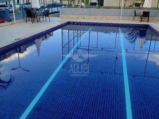 Apartamento para Venda em Feira de Santana - 5