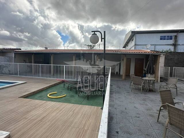 Apartamento para Venda em Feira de Santana - 4