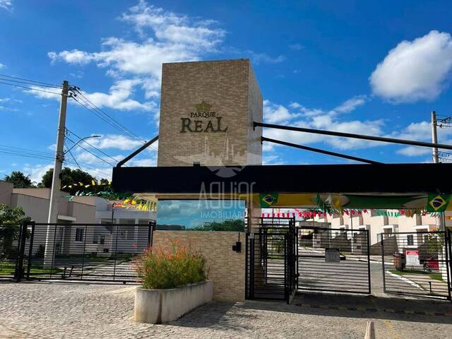 #3648 - Casa para Venda em Feira de Santana - BA - 1