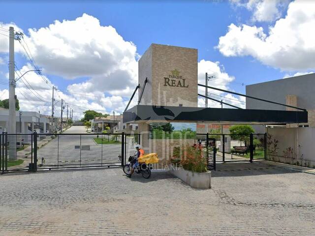 #3648 - Casa para Venda em Feira de Santana - BA - 2
