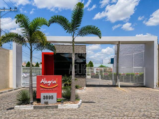 Casa em condomínio para Venda em Feira de Santana - 1