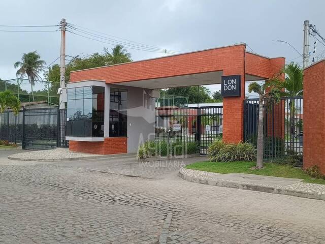 #3693 - Casa para Venda em Feira de Santana - BA