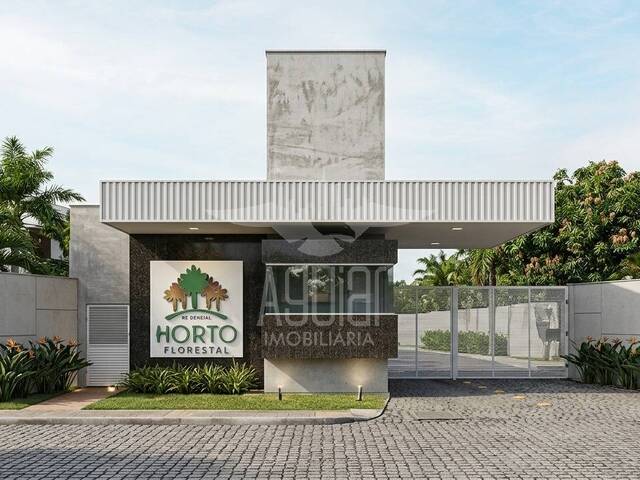 #3704 - Casa em condomínio para Venda em Feira de Santana - BA