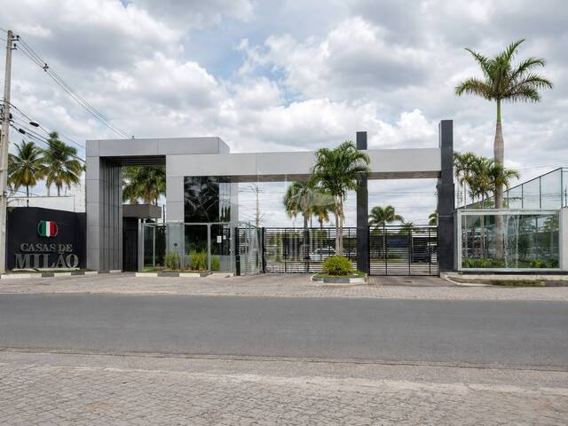 #3711 - Casa em condomínio para Venda em Feira de Santana - BA