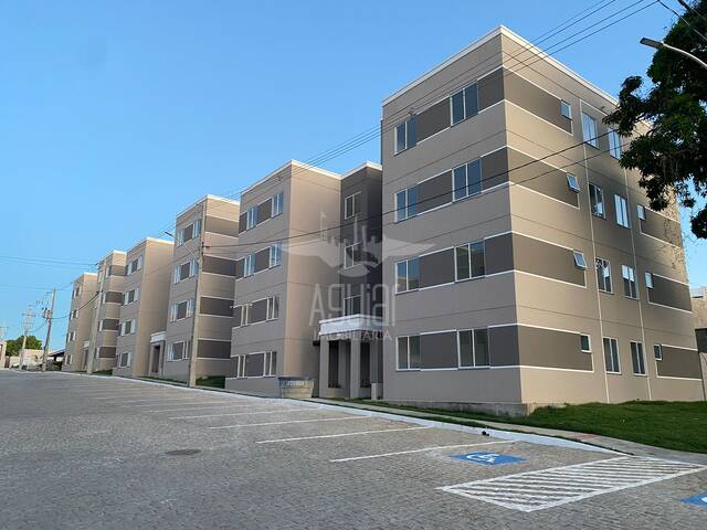 Apartamento para Venda em Feira de Santana - 4
