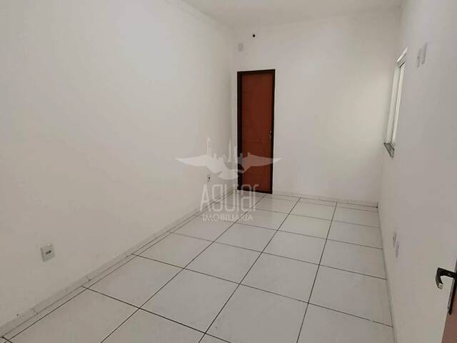 #3731 - Casa para Venda em Feira de Santana - BA