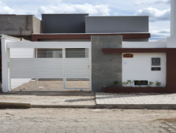 Casa para Venda em Feira de Santana - 1