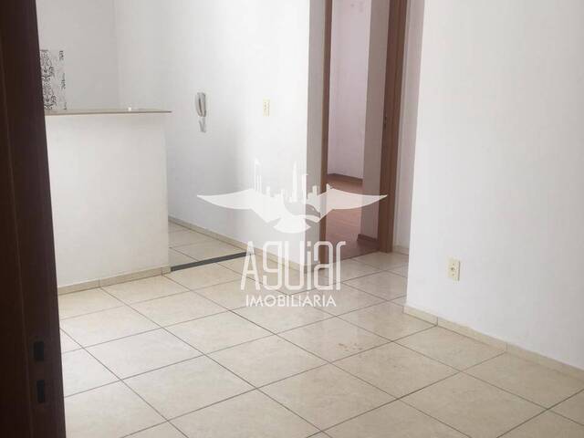 Apartamento para Locação em Feira de Santana - 3