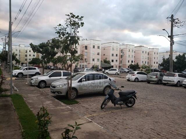 Apartamento para Venda em Feira de Santana - 1