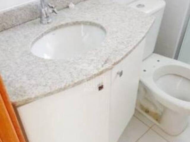 Apartamento para Venda em Feira de Santana - 3