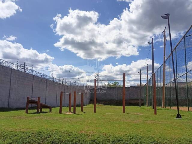 Casa em condomínio para Venda em Feira de Santana - 4