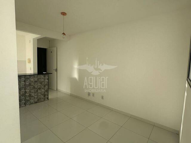 Apartamento para Venda em Feira de Santana - 4