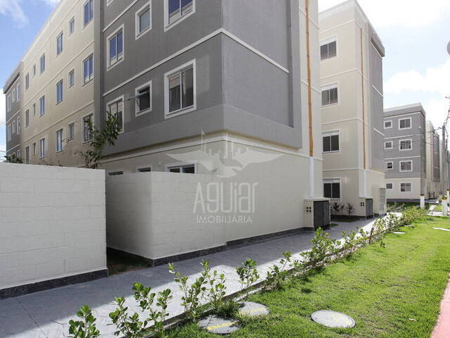 #3447 - Apartamento para Venda em Feira de Santana - BA - 3