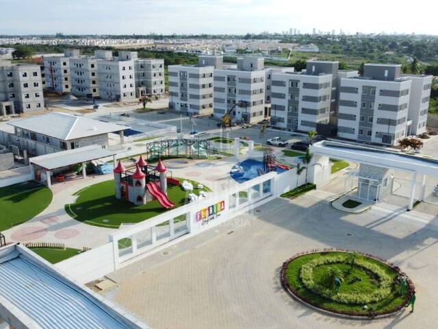 Apartamento para Venda em Feira de Santana - 4