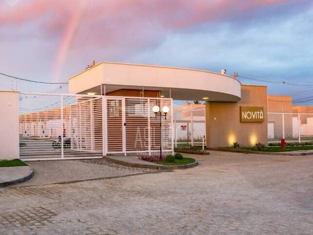 #3477 - Casa em condomínio para Venda em Feira de Santana - BA - 2