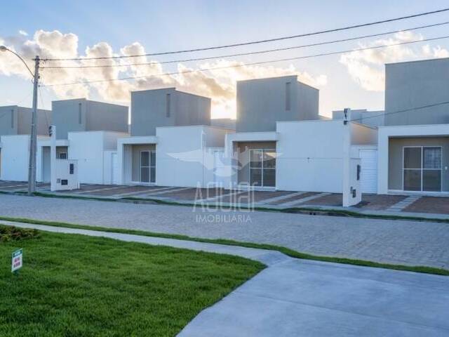 #3477 - Casa em condomínio para Venda em Feira de Santana - BA - 3