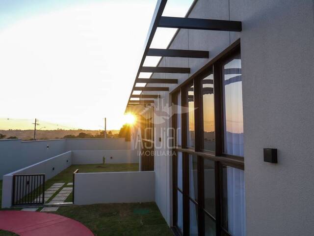 #3489 - Casa em condomínio para Venda em Feira de Santana - BA - 3