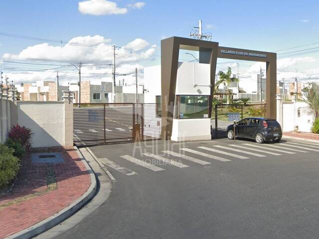 #3505 - Casa para Venda em Feira de Santana - BA - 1