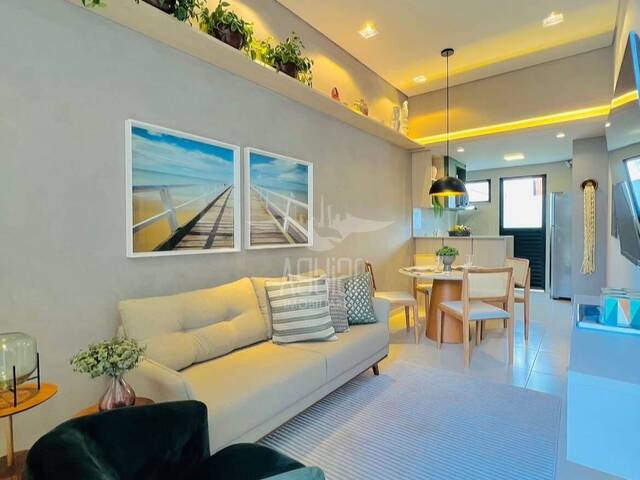 #3526 - Casa para Venda em Feira de Santana - BA - 2