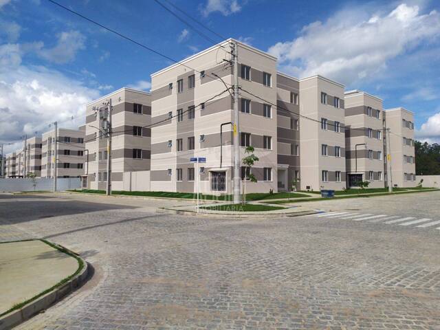 #3530 - Apartamento para Venda em Feira de Santana - BA - 2