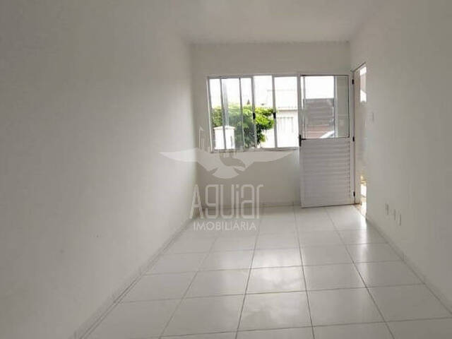 #3583 - Casa para Locação em Feira de Santana - BA - 3