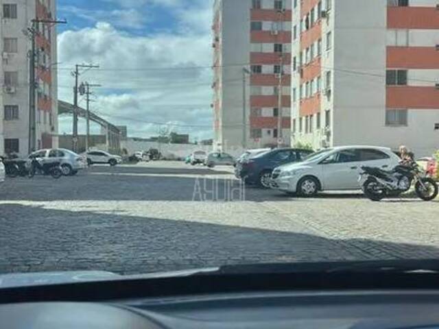 Apartamento para Venda em Feira de Santana - 4