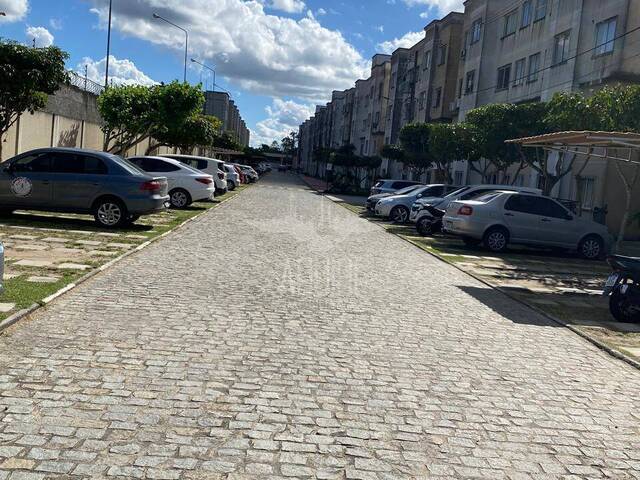 #3668 - Apartamento para Venda em Feira de Santana - BA - 2