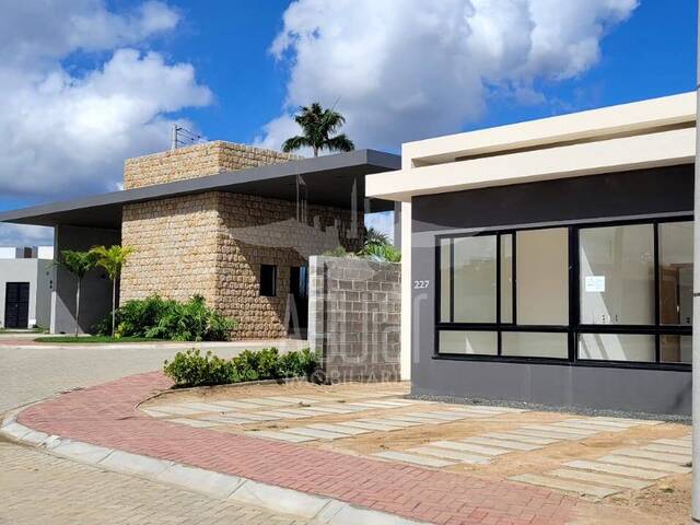 #3686 - Casa em condomínio para Venda em Feira de Santana - BA