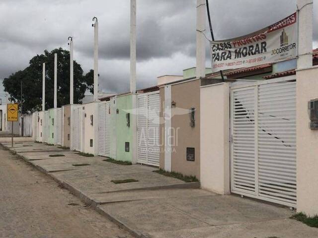 Casa para Venda em Feira de Santana - 3