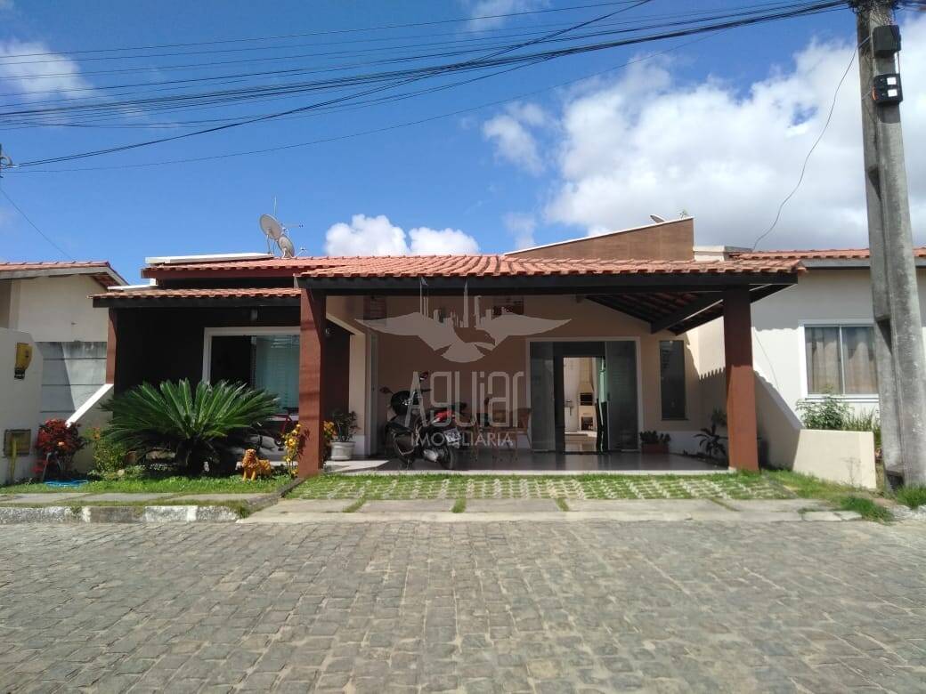 CASA 2/4 SENDO 1 SUÍTE - COND. PARQUE DAS HORTÊNSIAS