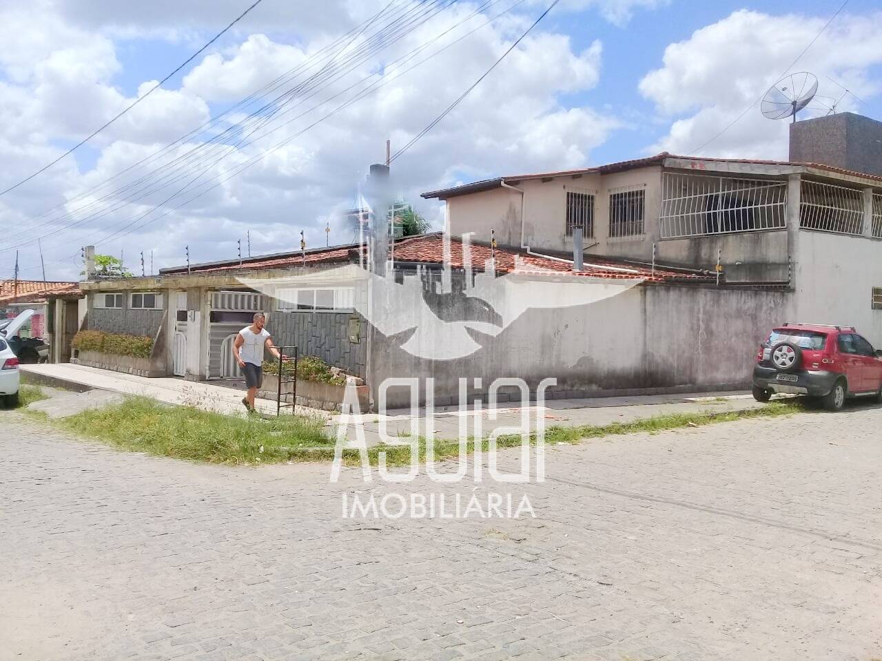 Casa à venda e aluguel com 6 quartos - Foto 1