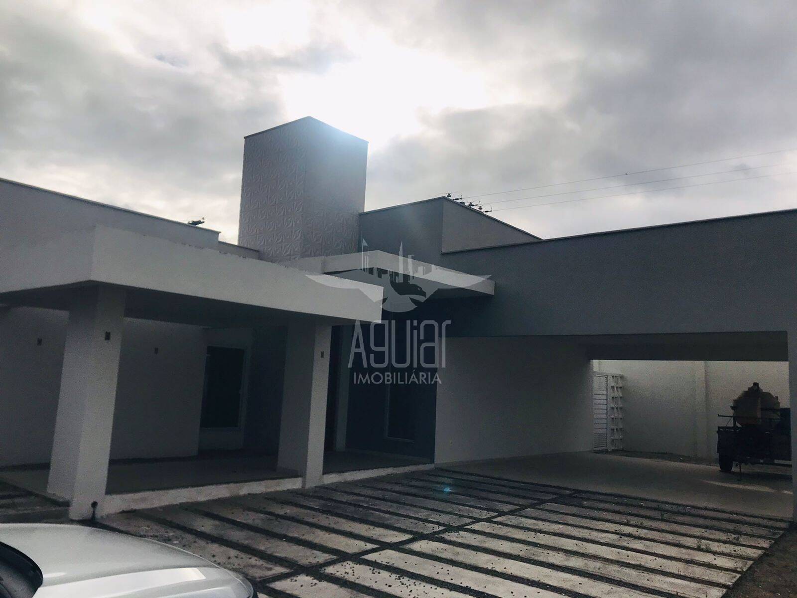 Casa alto padrão c/ 03 suítes (1 closet), Cond. Palm Garden - Vila Olímpia