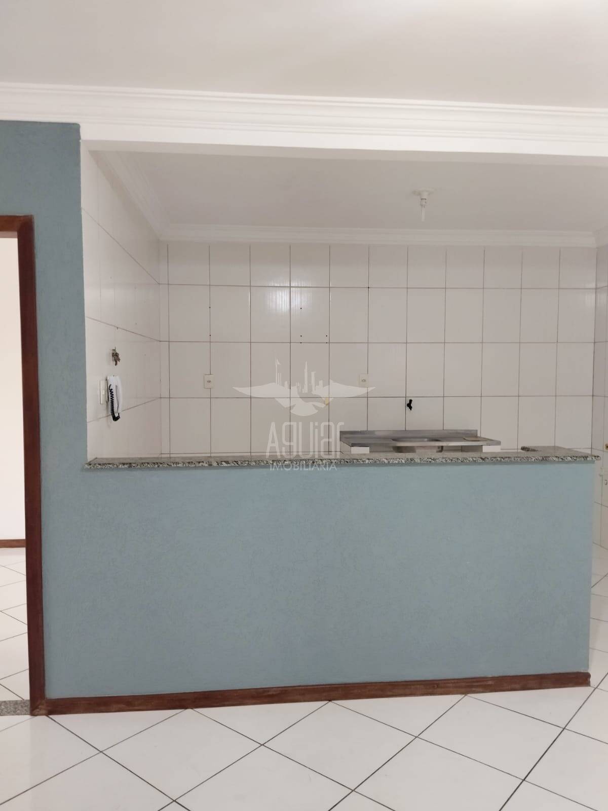 Apartamento 2/4 sendo um suíte - Caseb (Disponível)